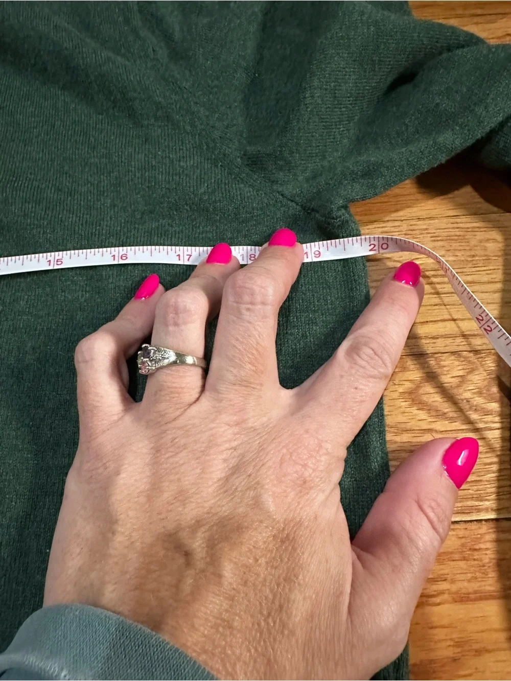 NWT J Crew Mercantile‎ V-neck Sweater Green Medium